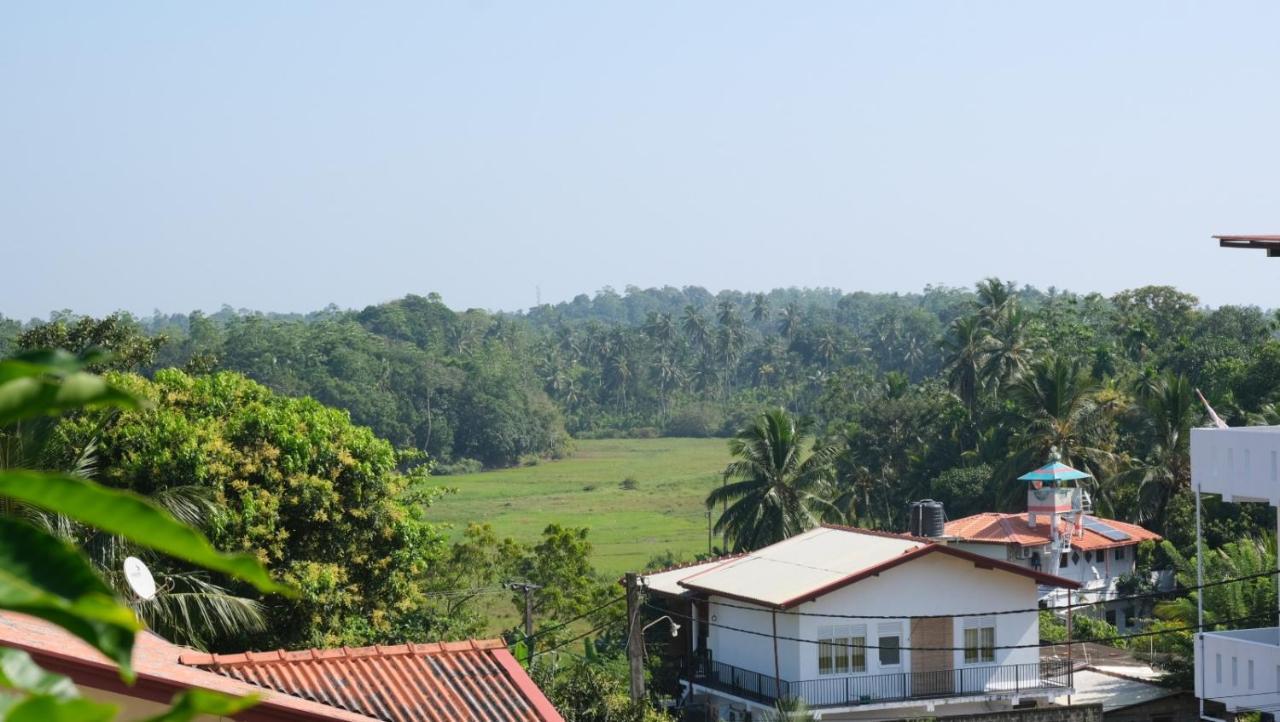 Villa Hilltop By Yehansa With Unlimited Fiber Wifi Hikkaduwa Bagian luar foto