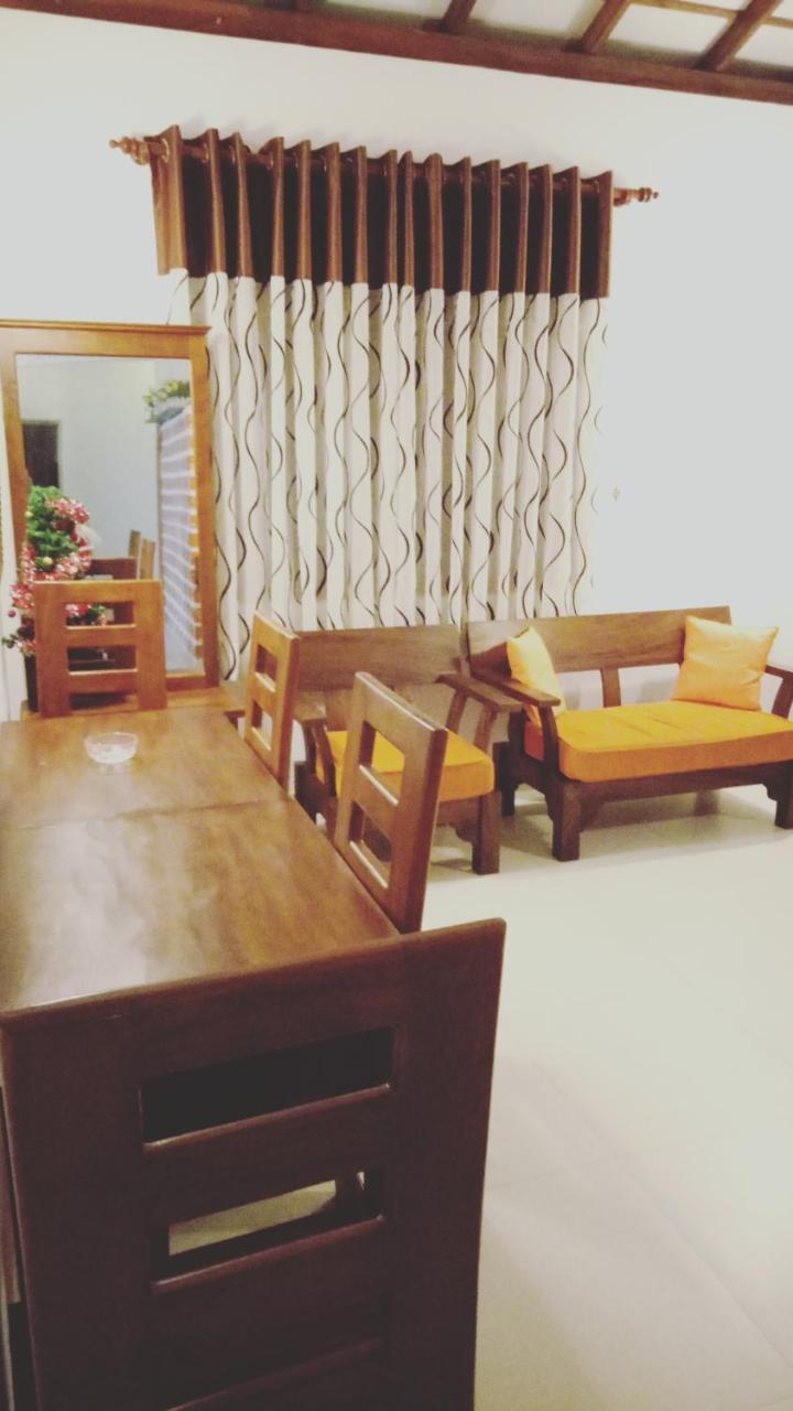 Villa Hilltop By Yehansa With Unlimited Fiber Wifi Hikkaduwa Bagian luar foto